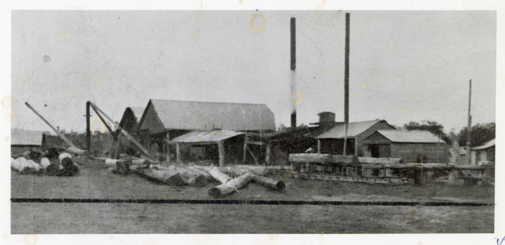 Woodford sawmill owned by Fredin and Company