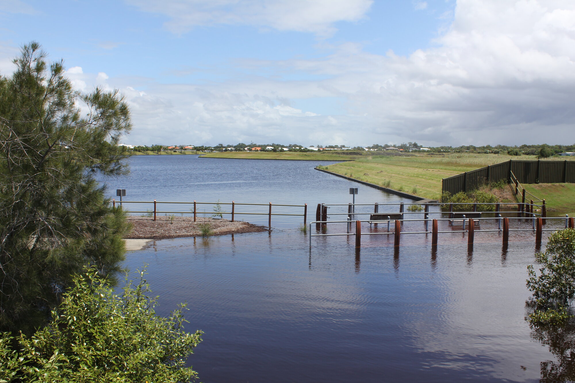 High Tide Pacific Harbour - Banksia Beach