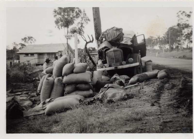 Snook Street &amp; Elizabeth Avenue accident