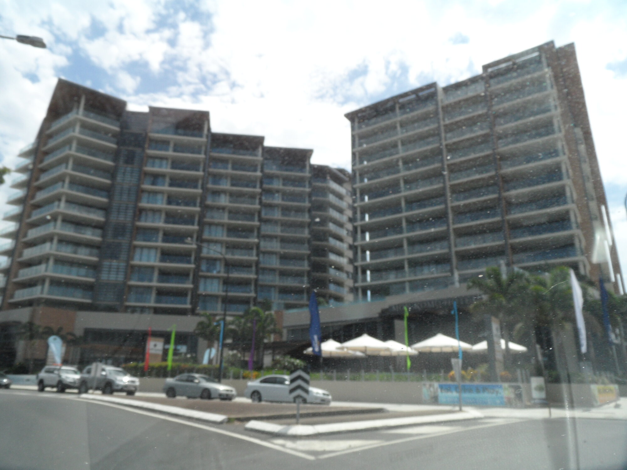Mon Komo Hotel and Units