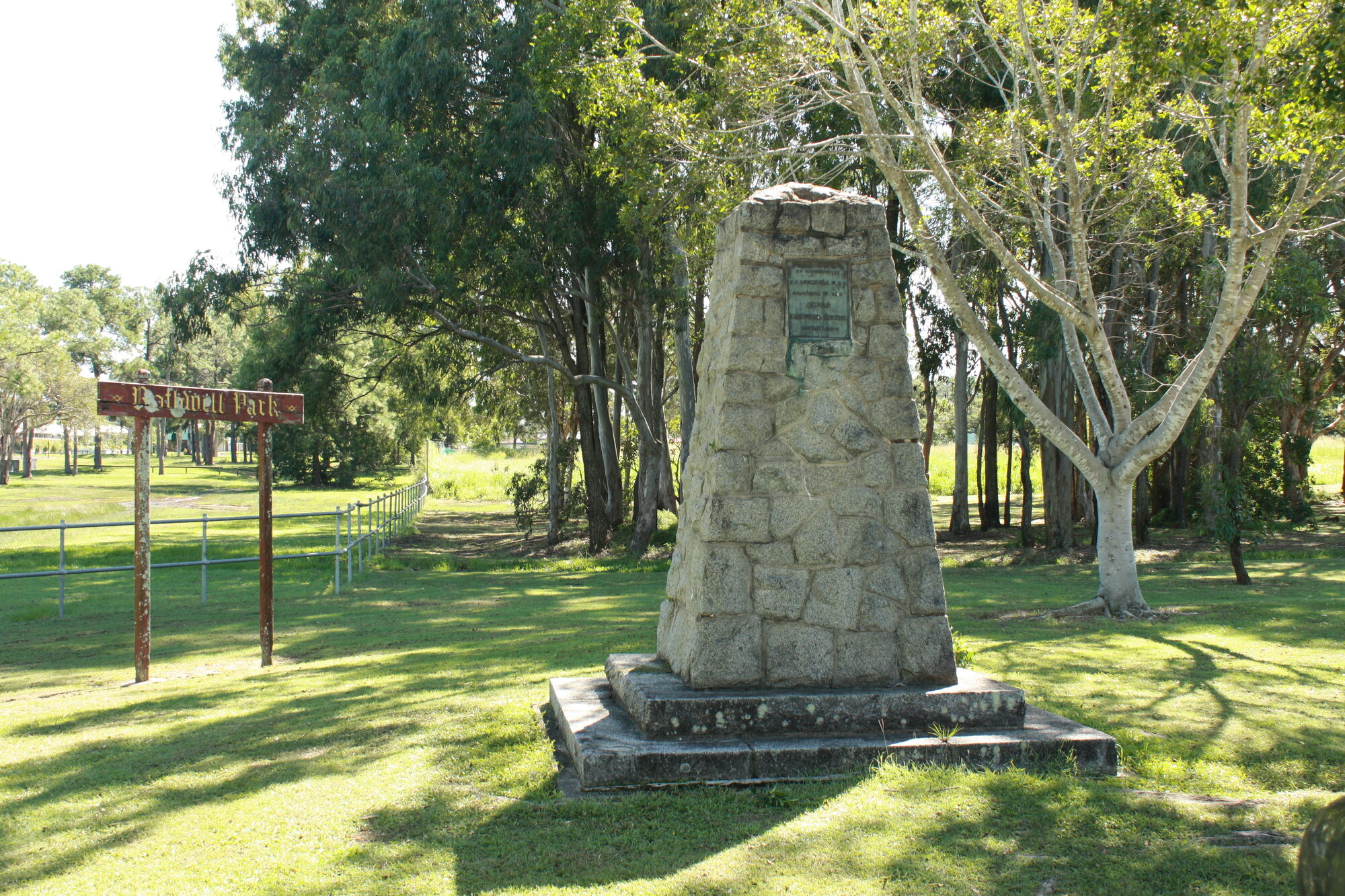 Rothwell Monument