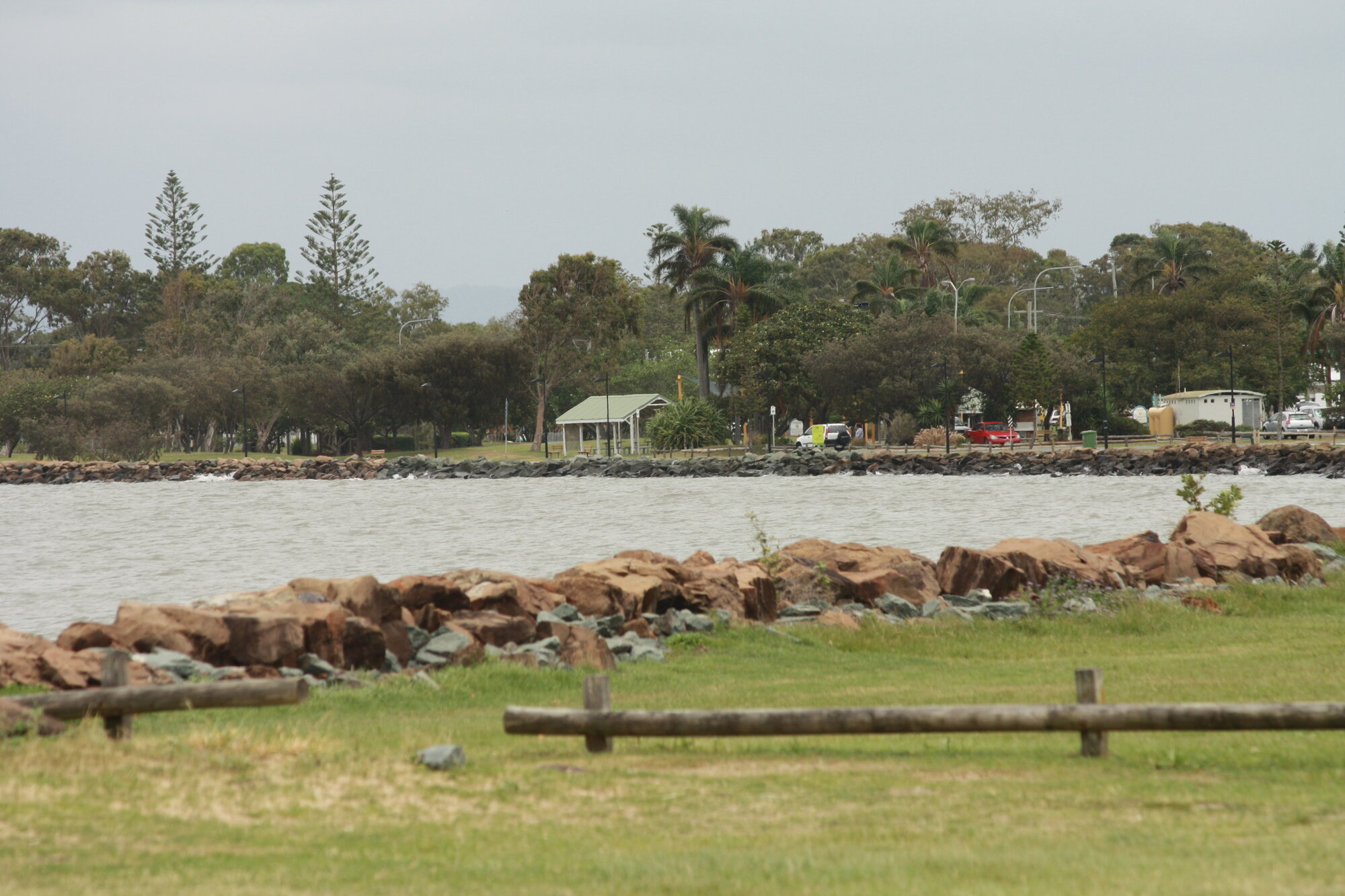 Clontarf Foreshore - Bicentennial Park to Victoria Av