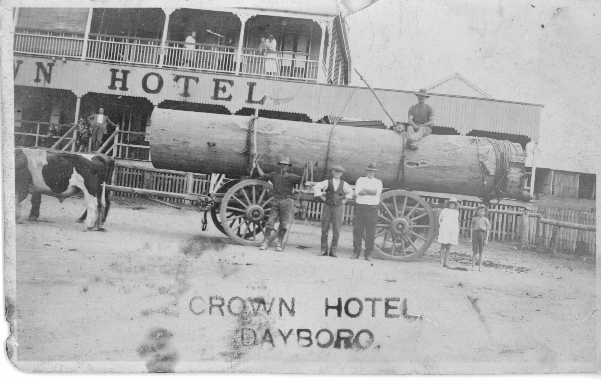 Crown Hotel Dayboro (Qld.)