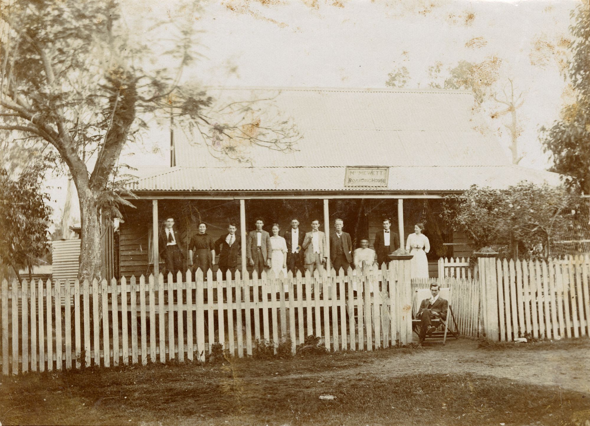 Mewett's Boarding House, ca. pre 1920