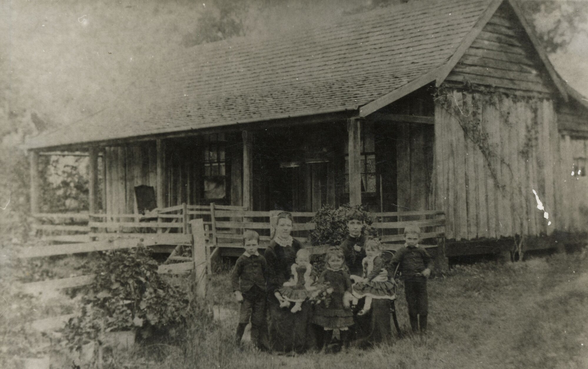 David Edward (Ted) Boustead's pioneer home in Caboolture