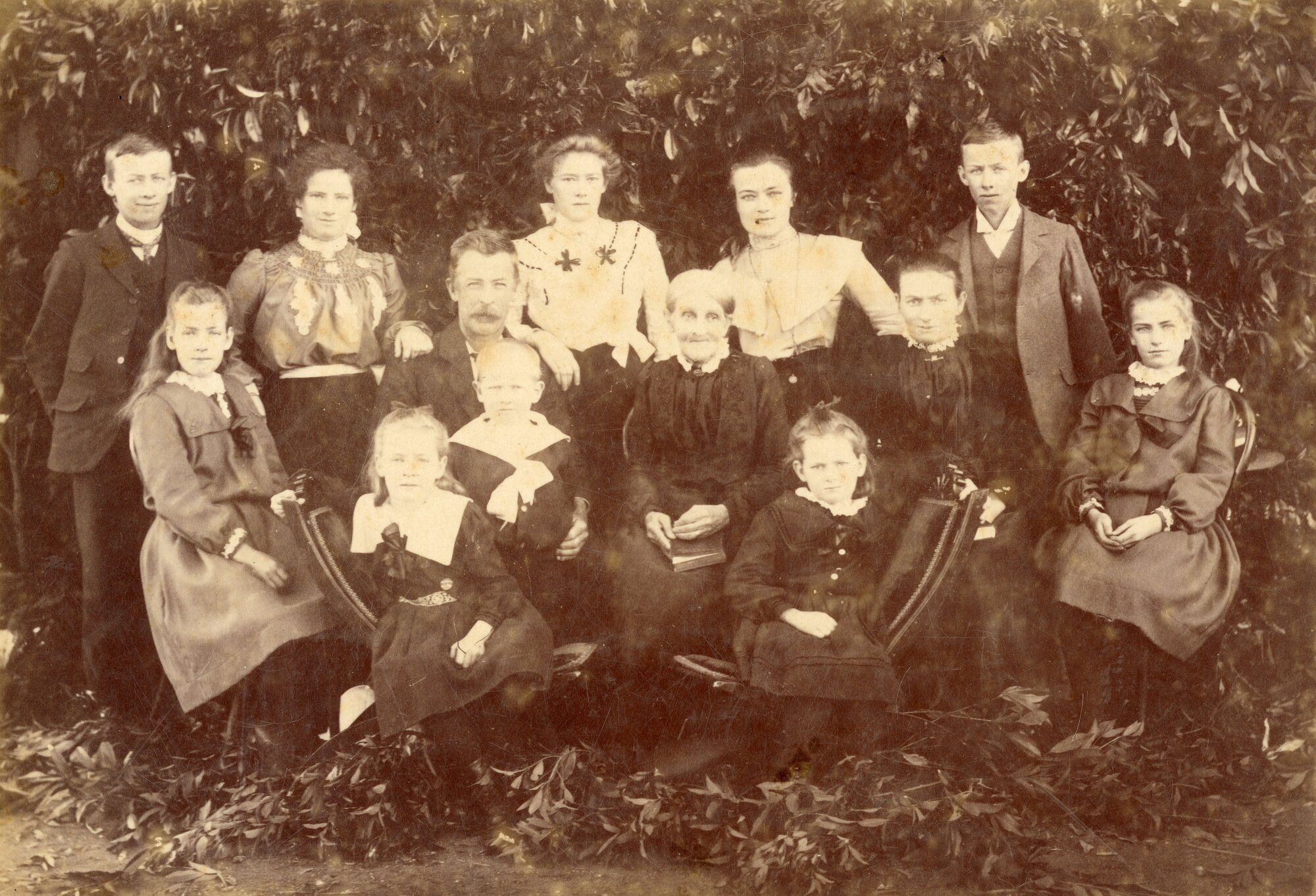 W. Mewett Family of Caboolture, ca. 1900