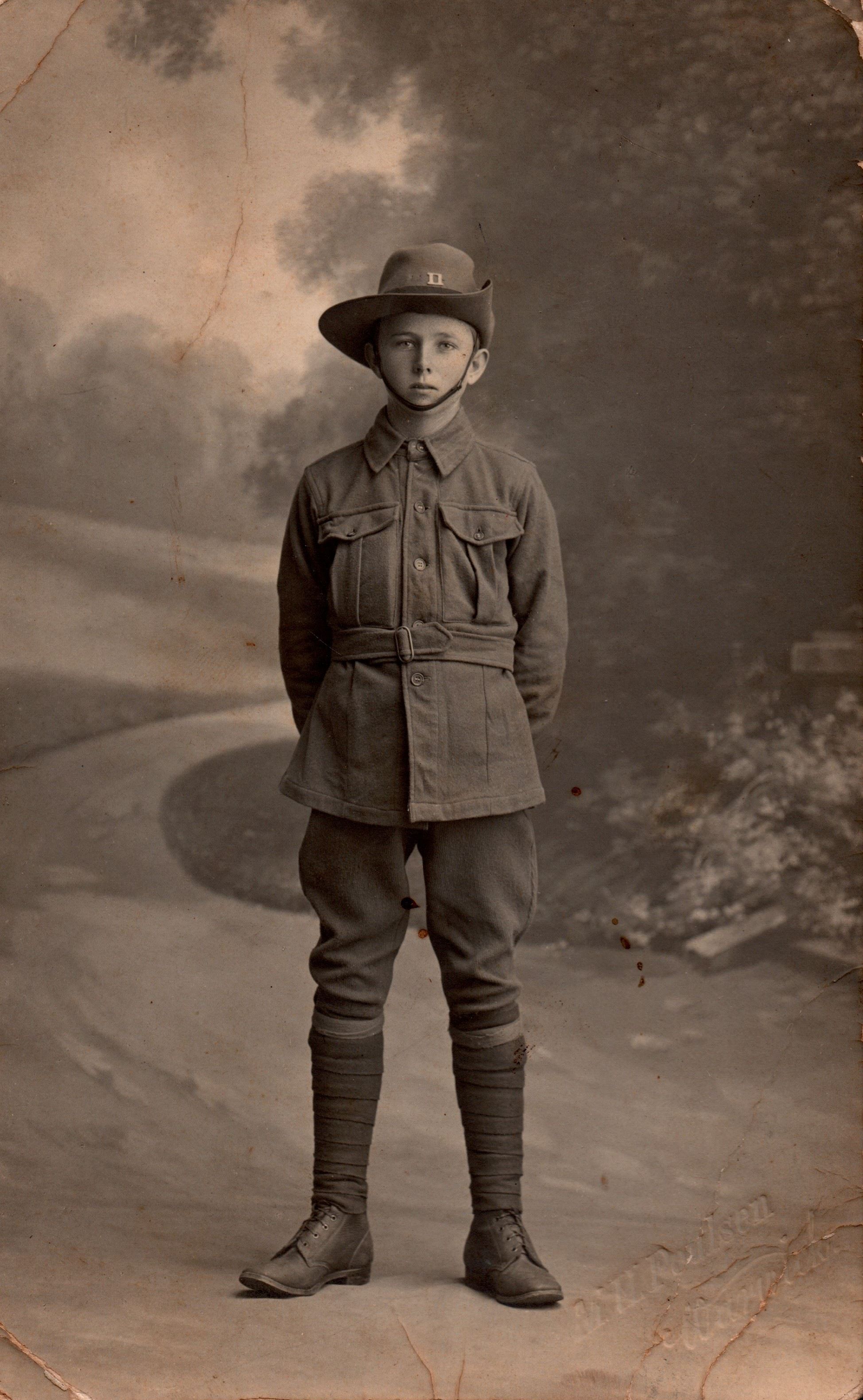 Russell Skerman, cousin