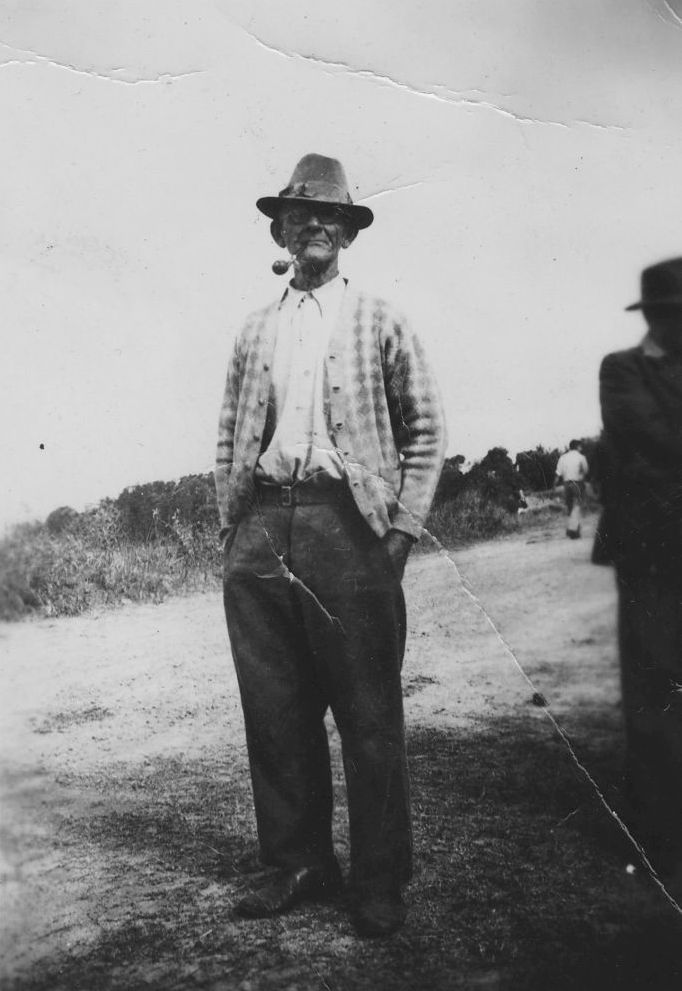 Gottfried Wilhelm (Bill) Dux at Donnybrook, ca. late 1940s