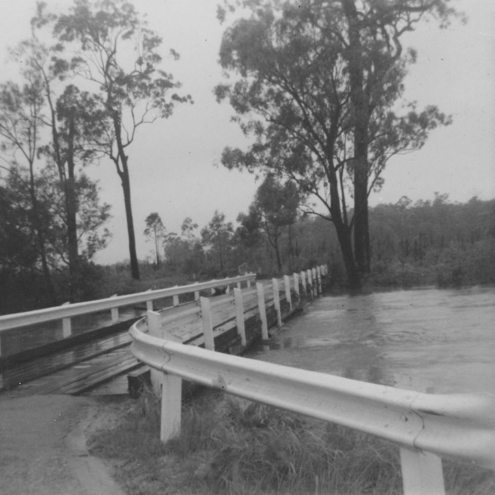 Elimbah Creek in flood in 1974