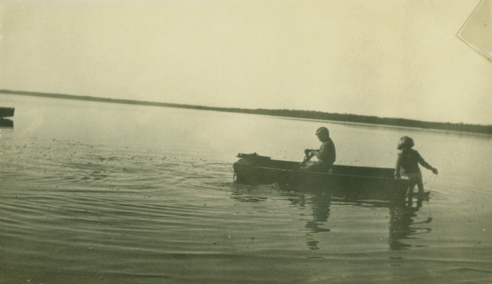 Wallin children in a boat, 1935