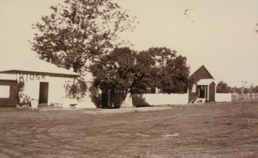 Wallin's Kiosk with a new roof