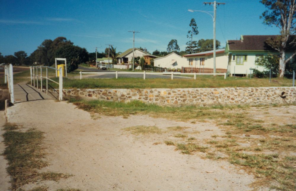 Bridge over Drainage Reserve (Wallin Avenue)