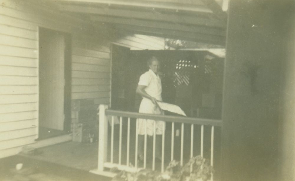 Ivy Wallin (nee Carter) with a tray of scones for the Kiosk