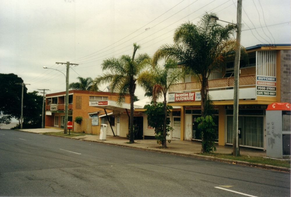 Shops in Bayview Terrace Deception Bay in 1997