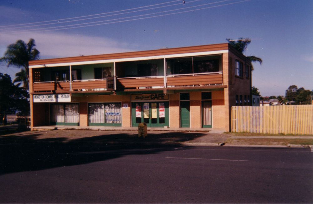 Seafood Cafe in Bayview Terrace Deception Bay