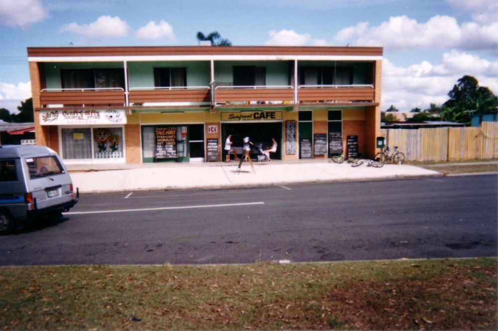 Seafood Cafe in Bayview Terrace Deception Bay