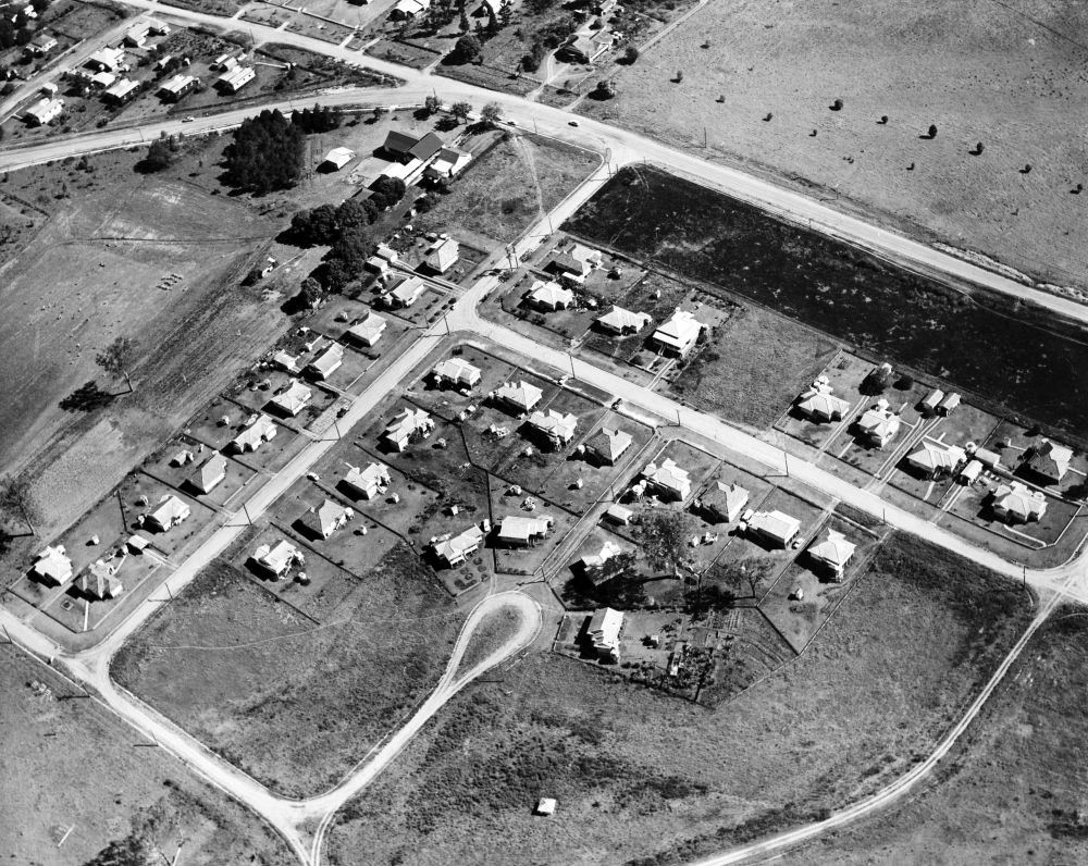 Aerial view of the No.2 Housing Estate, Dayboro Road Petrie