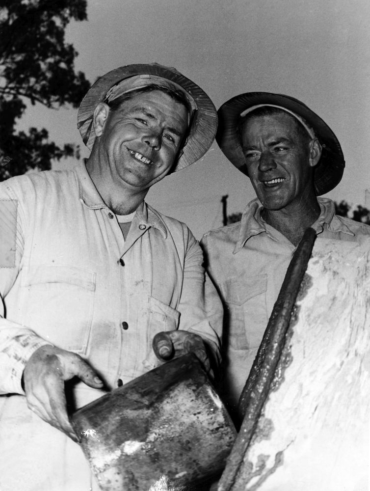 Ron Tubman and John Dowling at work