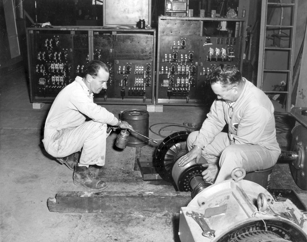 Keith Paterson and Henry Lohse worked at the Petrie Mill