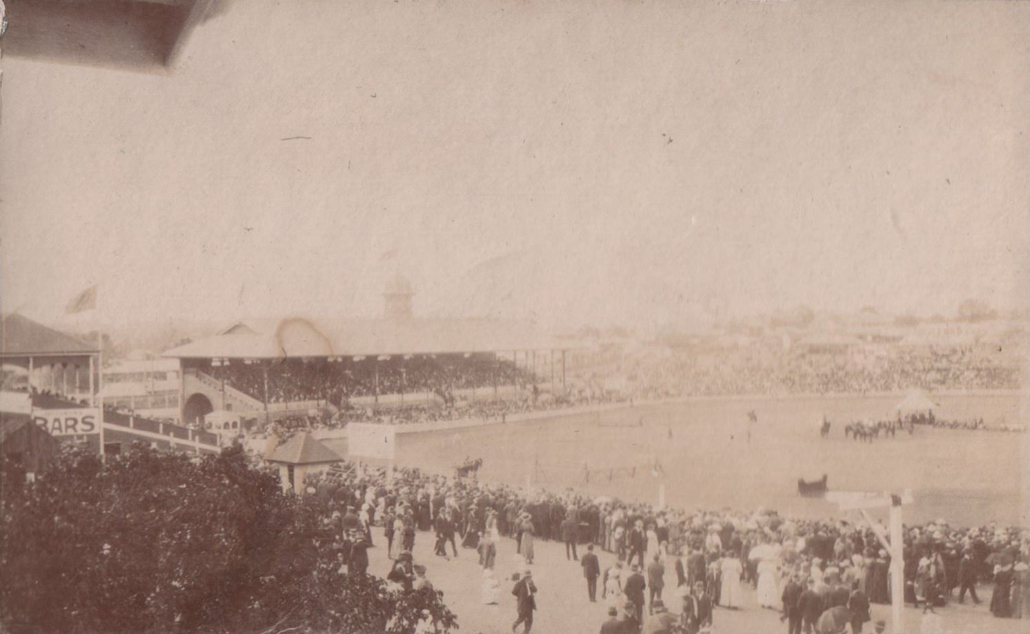 Brisbane Exhibition 1917, The Ring