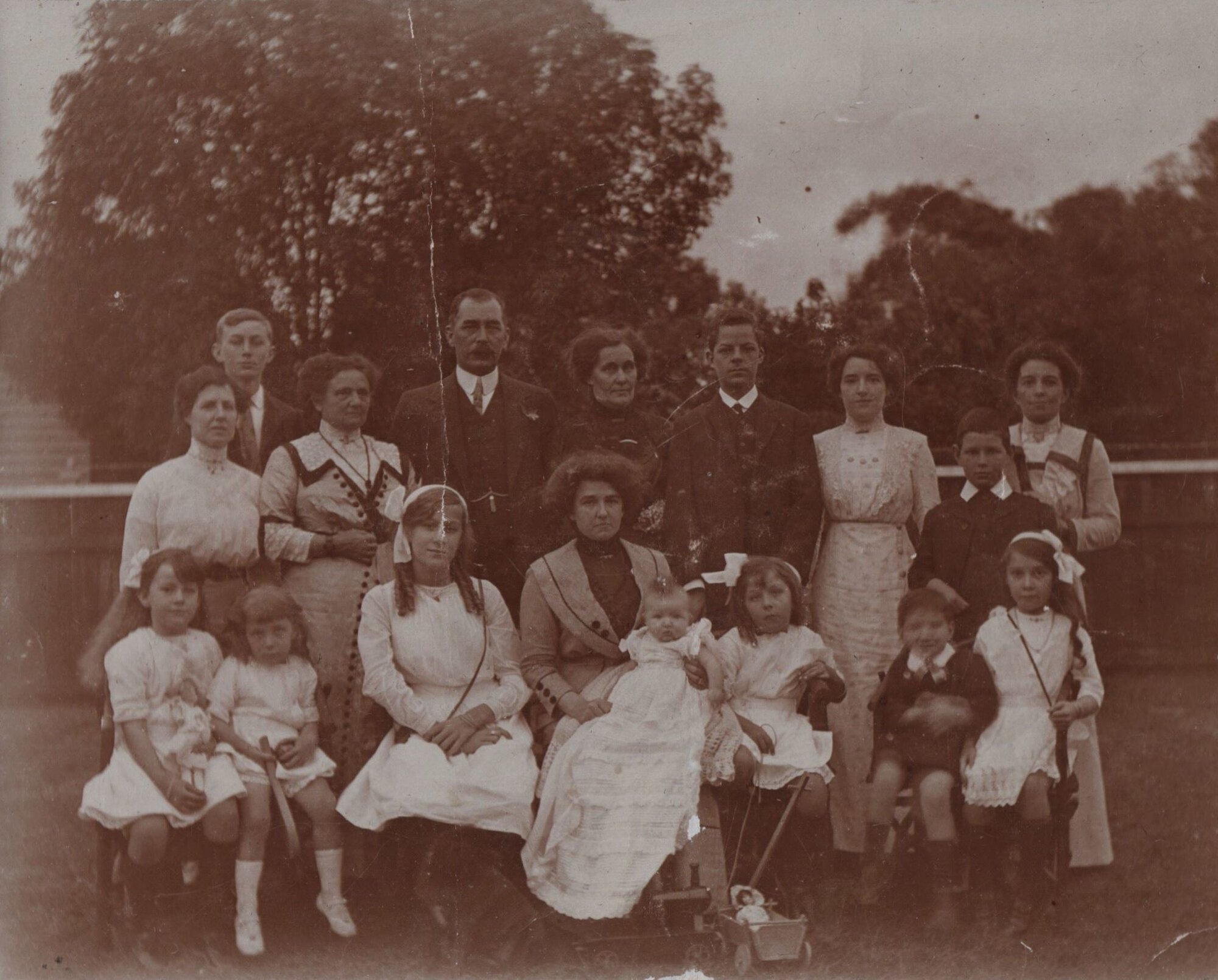 Group in the garden at Dayton - Christening of Toots