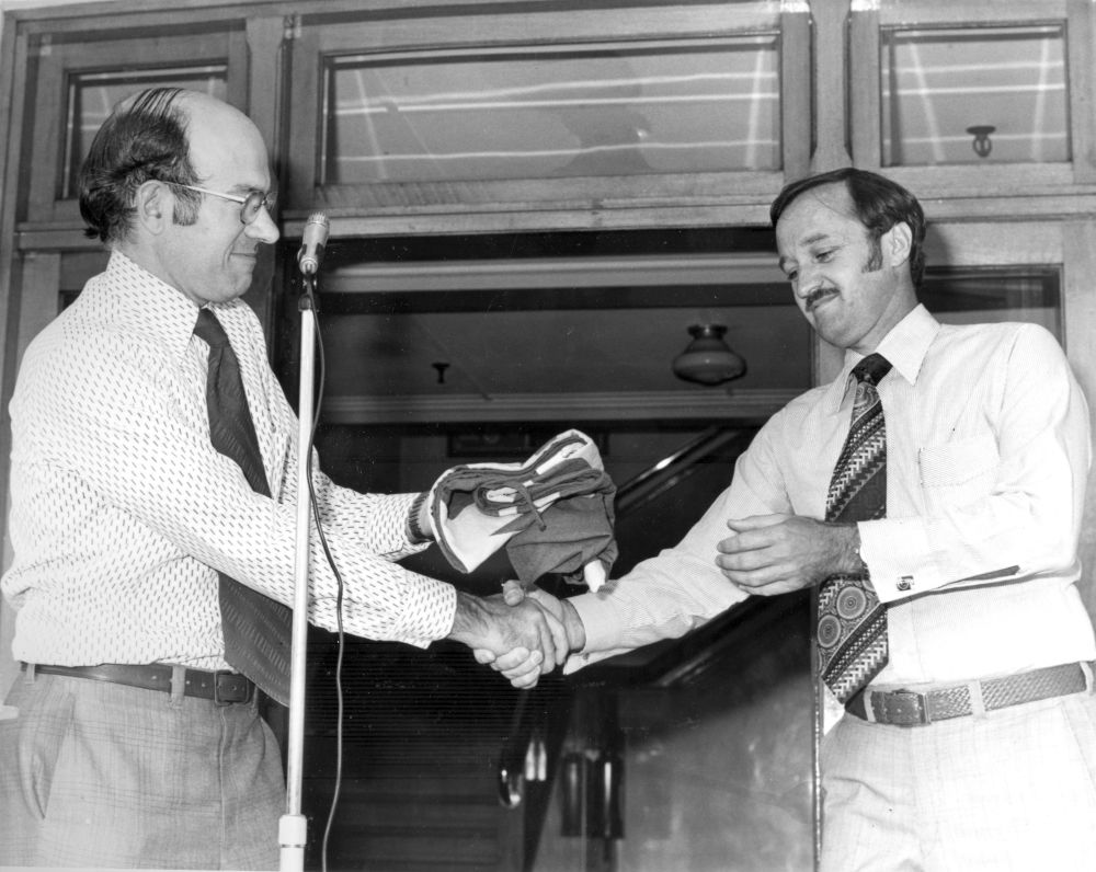 Presentation of the Managing Director's 1976 Safety Pennant, 19 May 1977