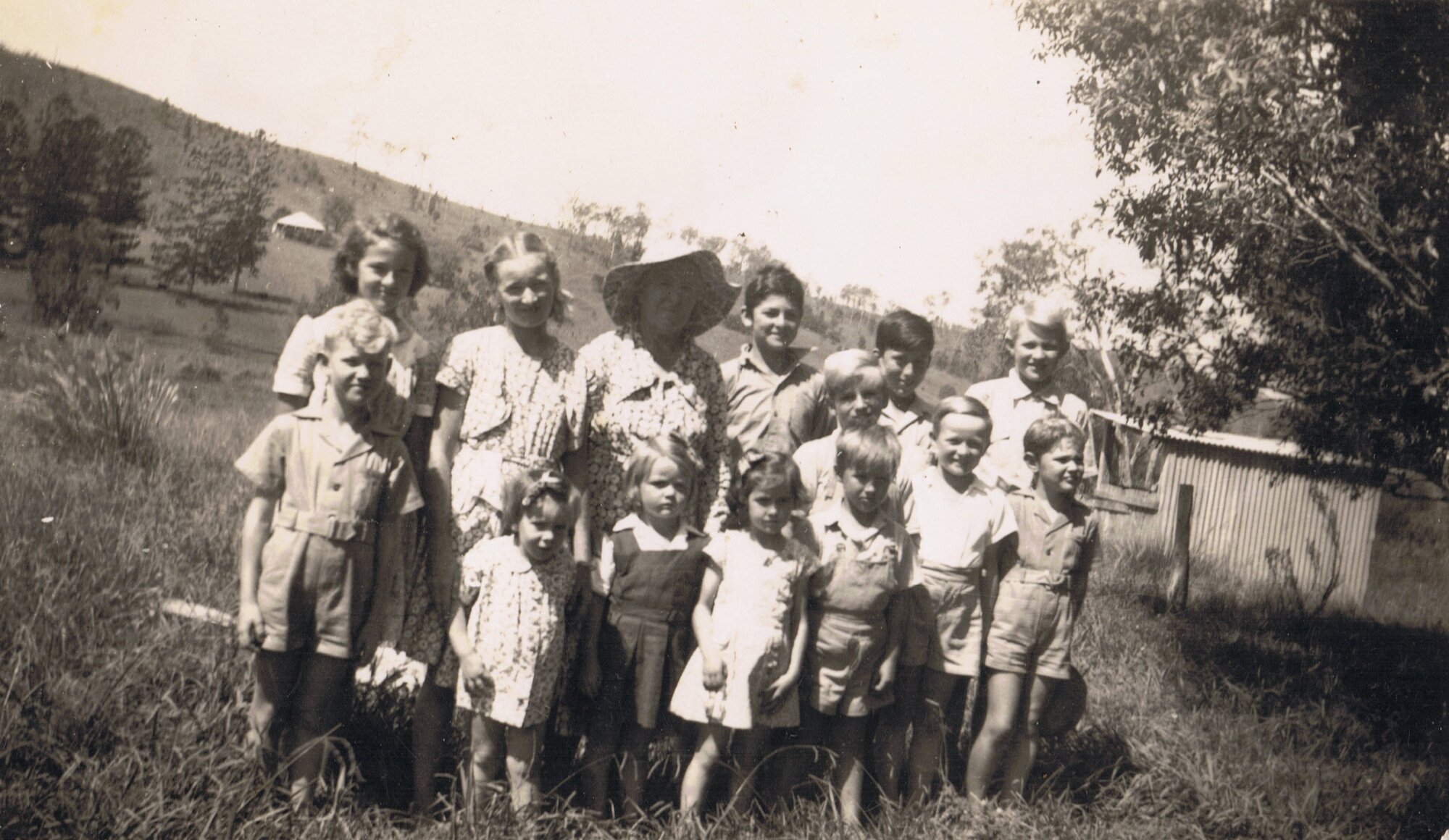 Miss Chapman's farewell picnic