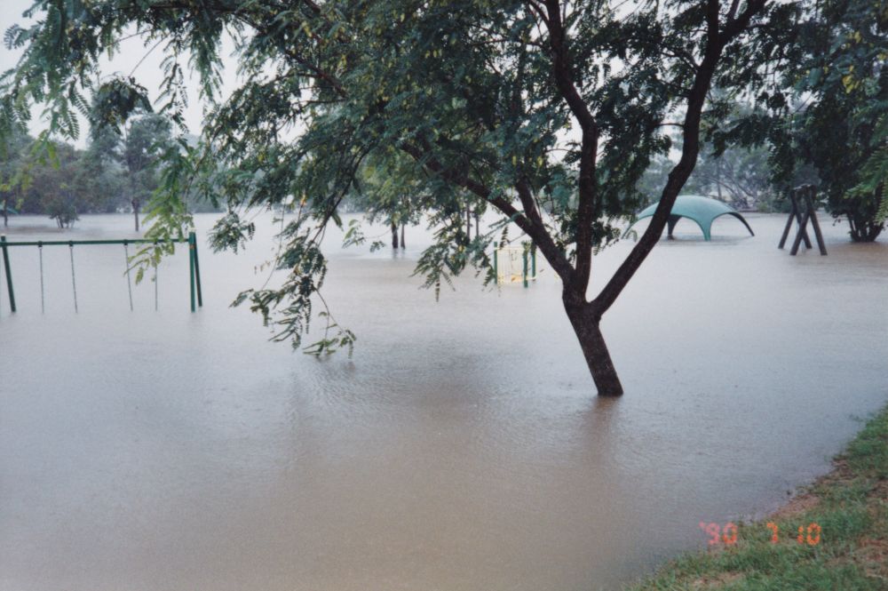 South Pine River in major flood at Strathpine