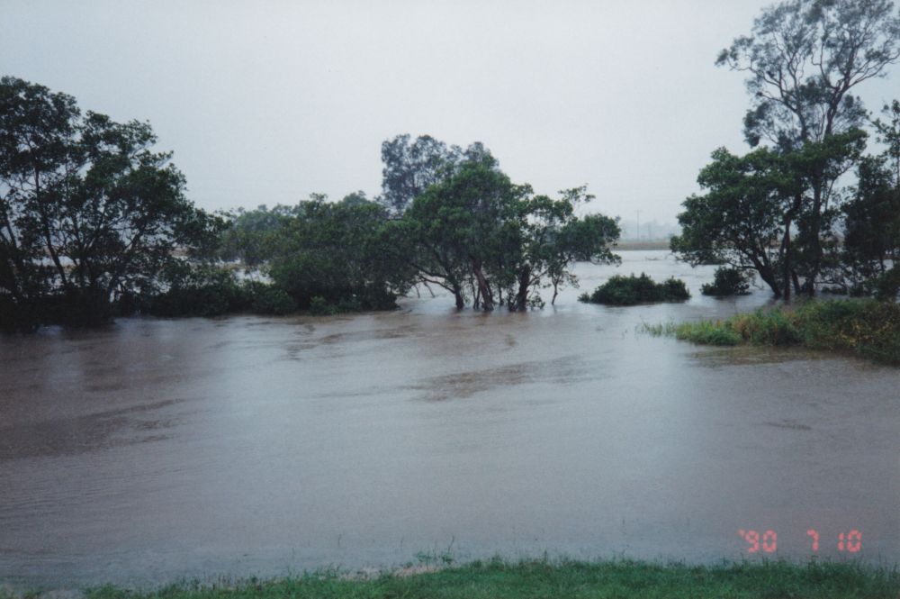 South Pine River in major flood at Strathpine