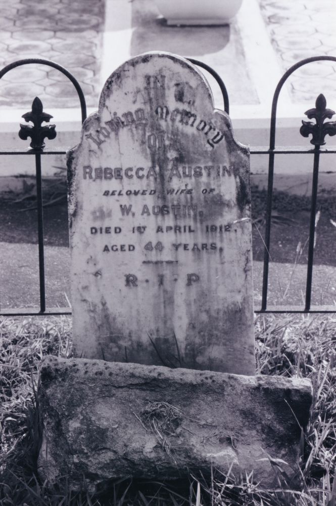 Samsonvale Cemetery, August 1988