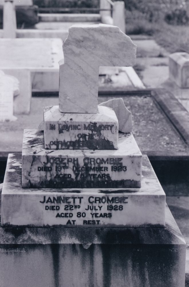 Samsonvale Cemetery, August 1988