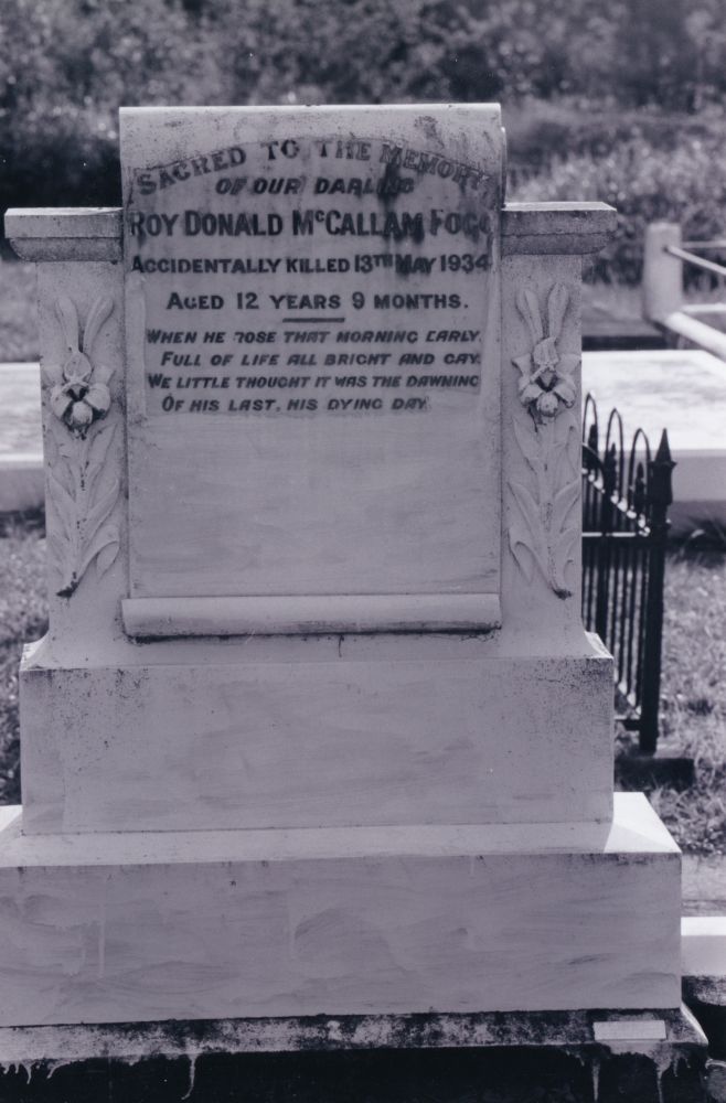 Samsonvale Cemetery, August 1988