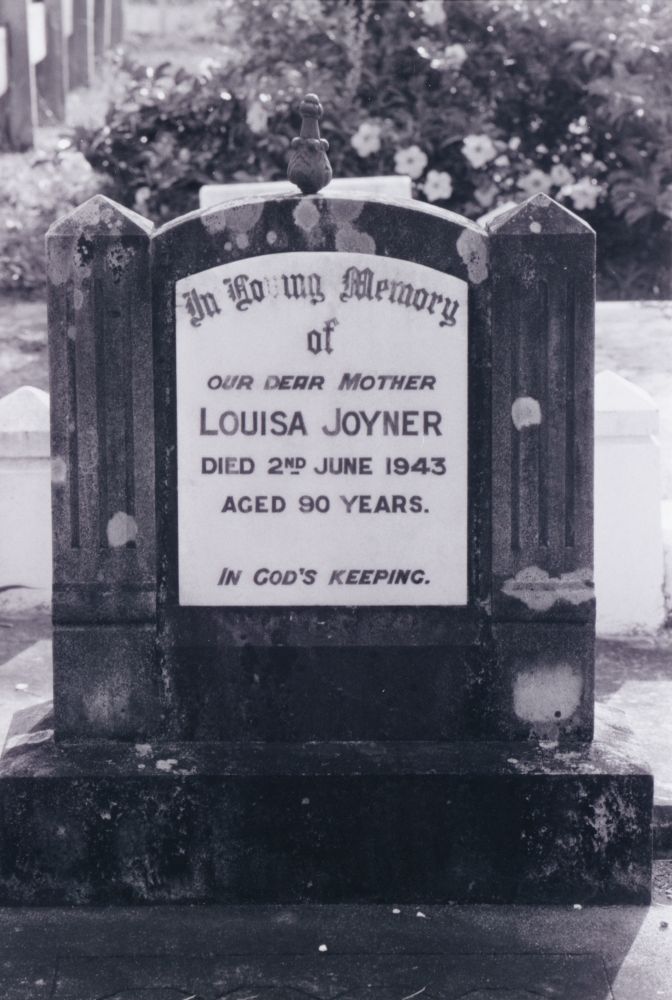 Samsonvale Cemetery, August 1988