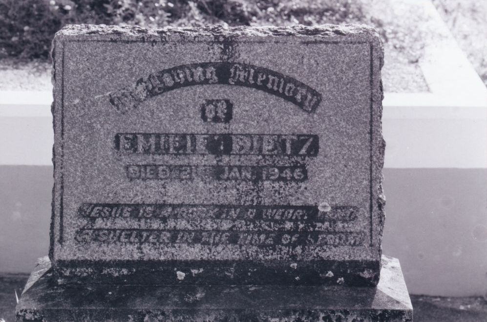Samsonvale Cemetery, August 1988