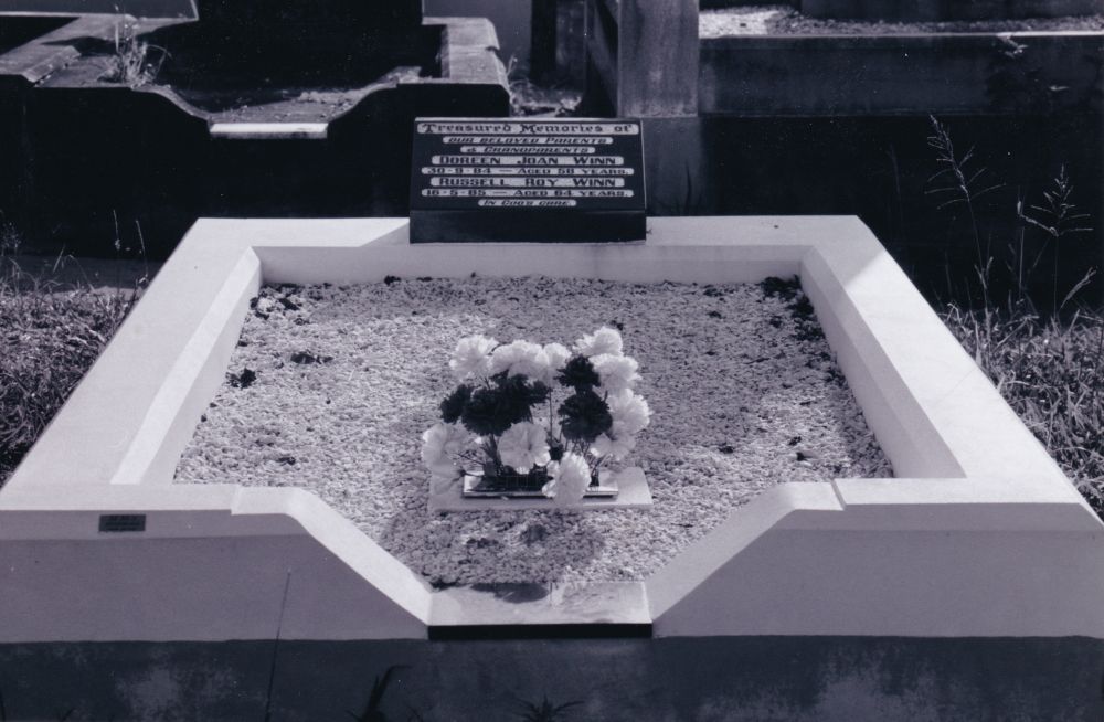 Samsonvale Cemetery, August 1988