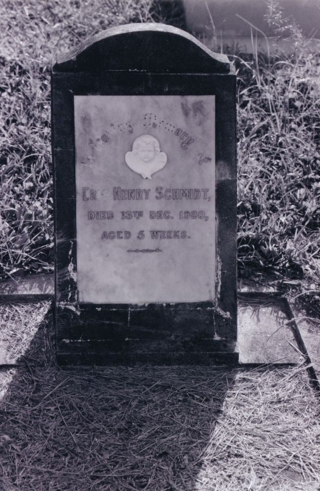 Samsonvale Cemetery, August 1988