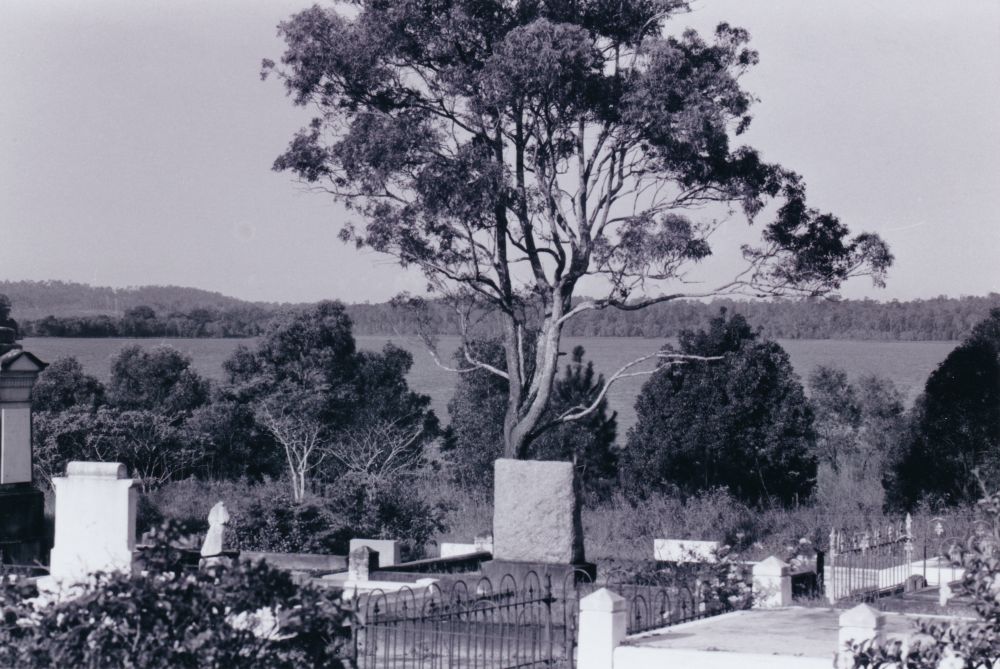 Samsonvale Cemetery, August 1988