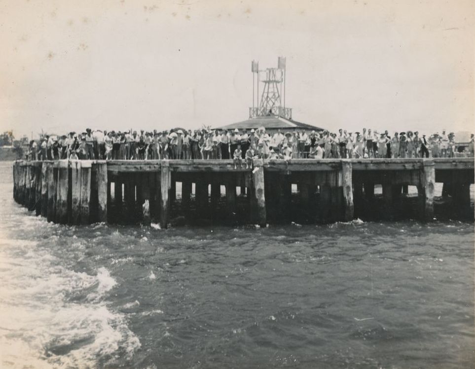 Crowds standing on the Redcliffe Jetty
