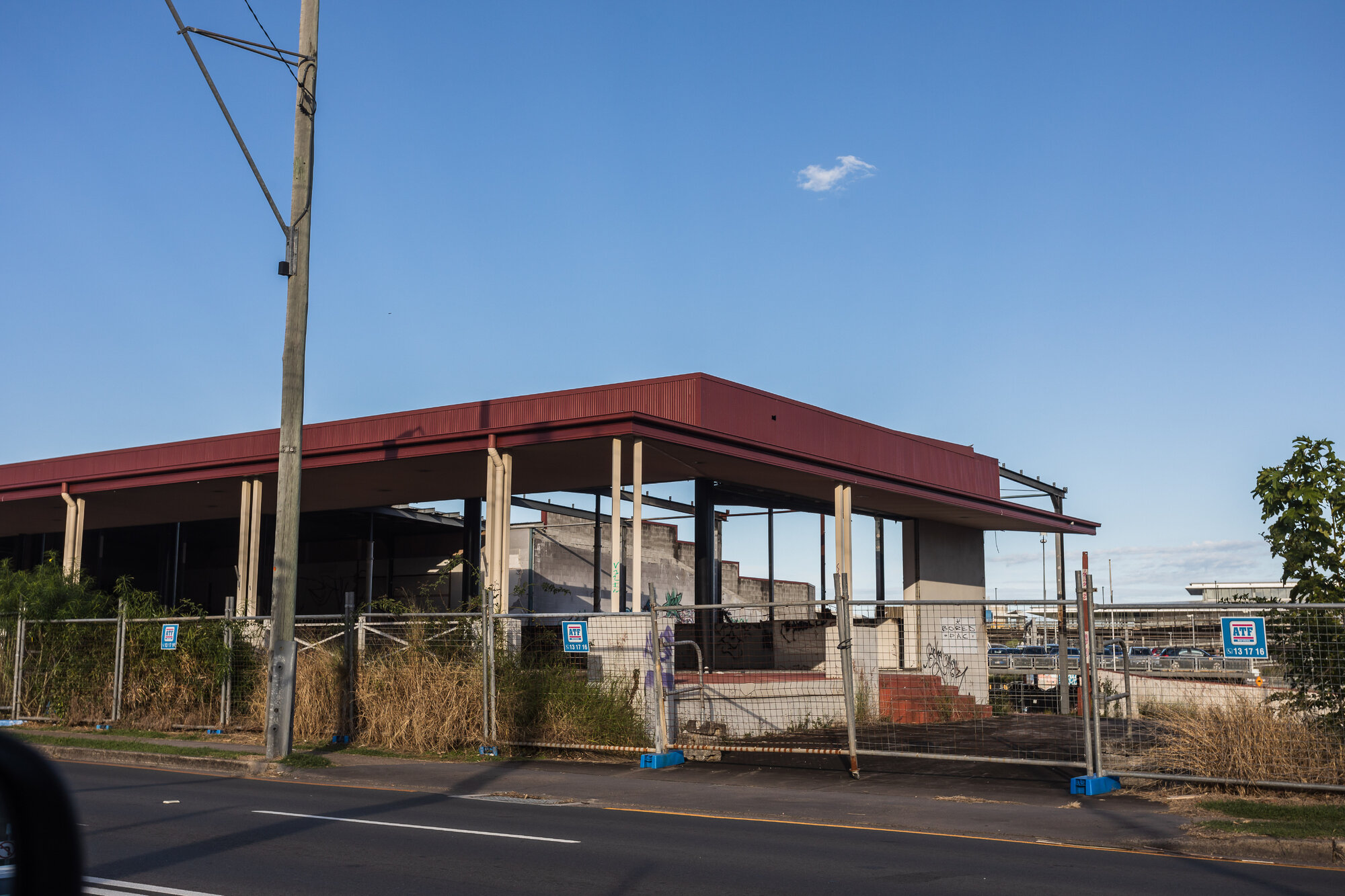 Partial demolition of building located at 1059 Anzac Avenue Petrie