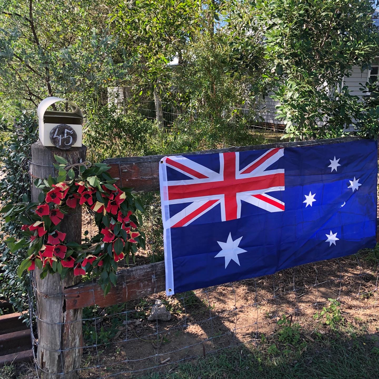 McLean Road North Camp Mountain - 25 April 2020 - Peterson Road ANZAC display - 001