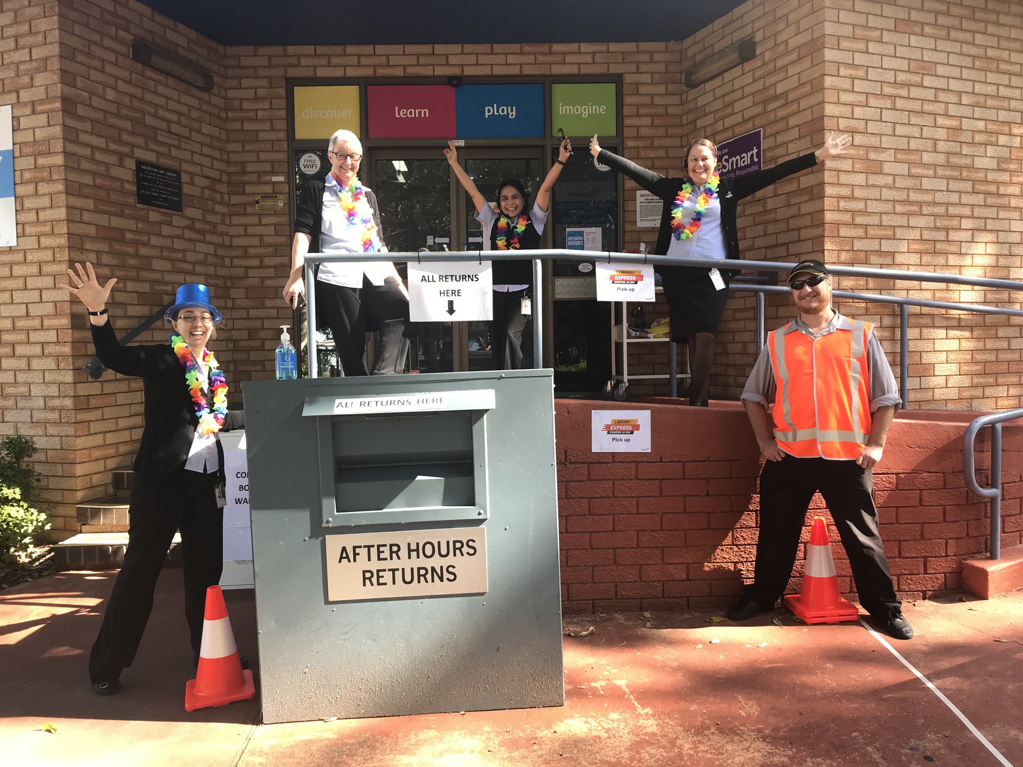 Deception Bay Library - Bayview Terrace Deception Bay - 16 May 2020 - reopening staff at front of library - 002