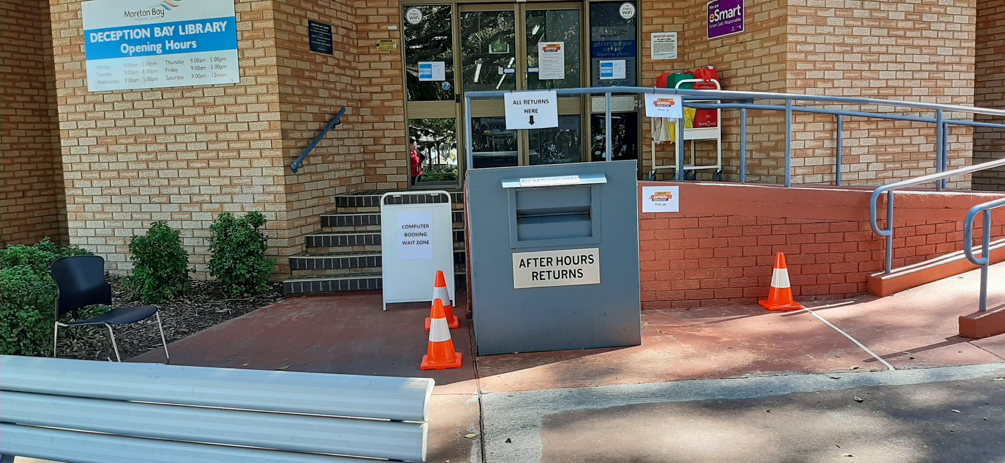 Deception Bay Library - Bayview Terrace Deception Bay - 15 May 2020 - reopening entrance - 004