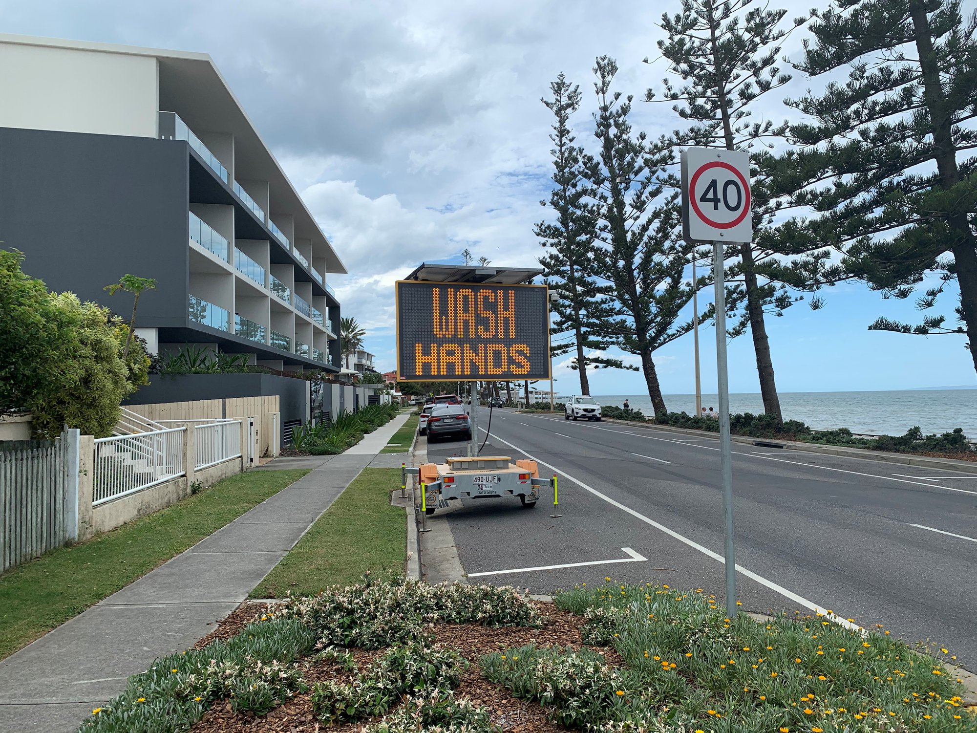 Margate Parade - 5 April 2020 - road sign - wash hands