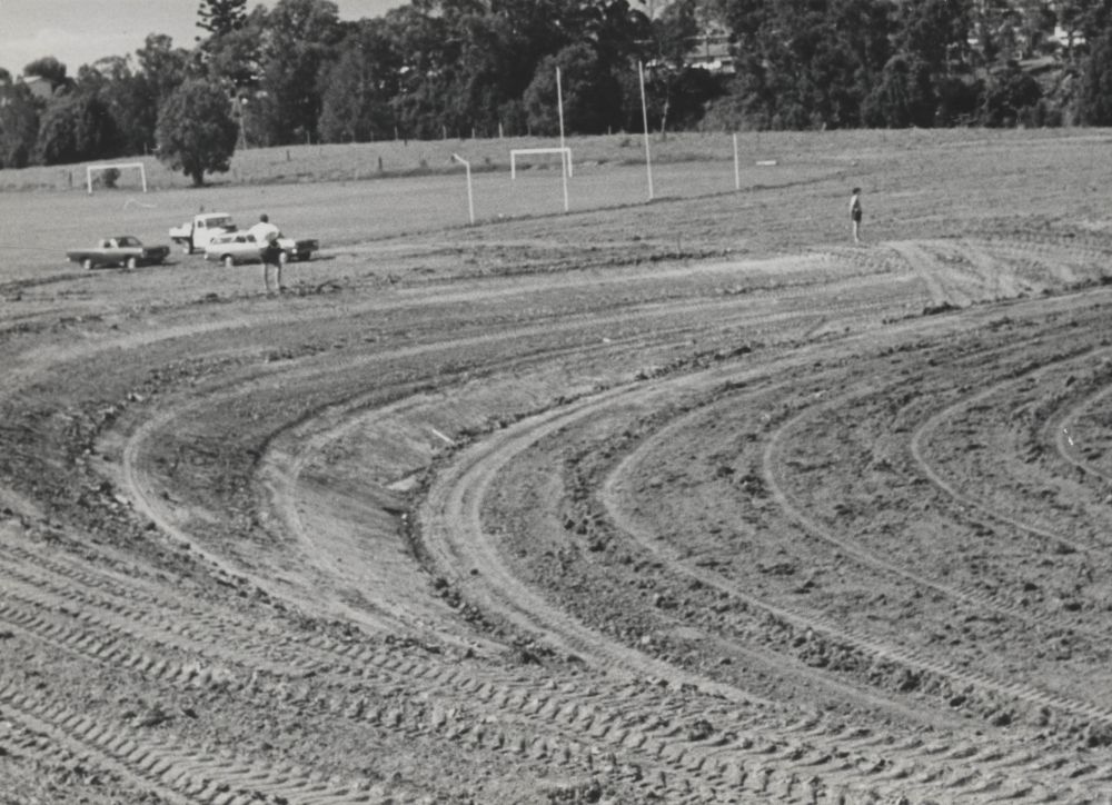 Construction of velodrome at the Caboolture Sports Centre in October 1974