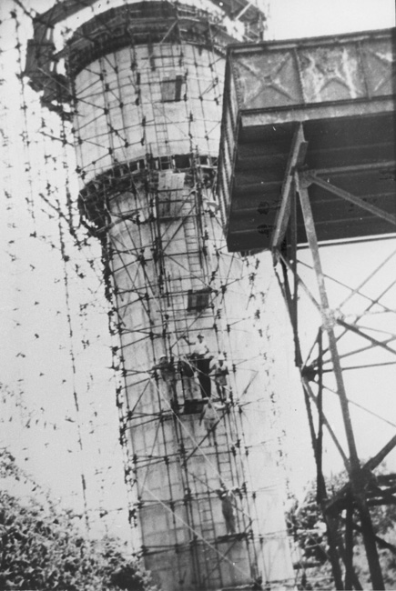 Construction of the water tower in King Street Caboolture