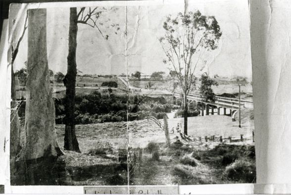 Morayfield Road looking north to Caboolture town
