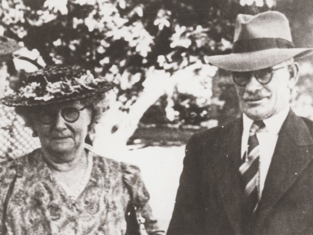 Mr and Mrs J.F. English