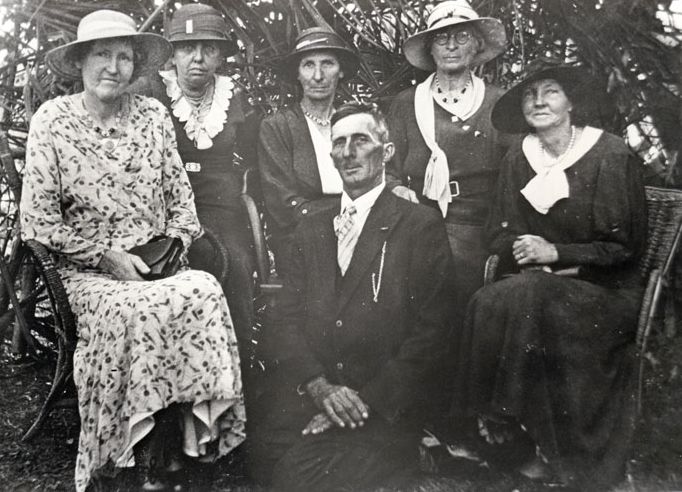 Original pupils of Mt Mee School