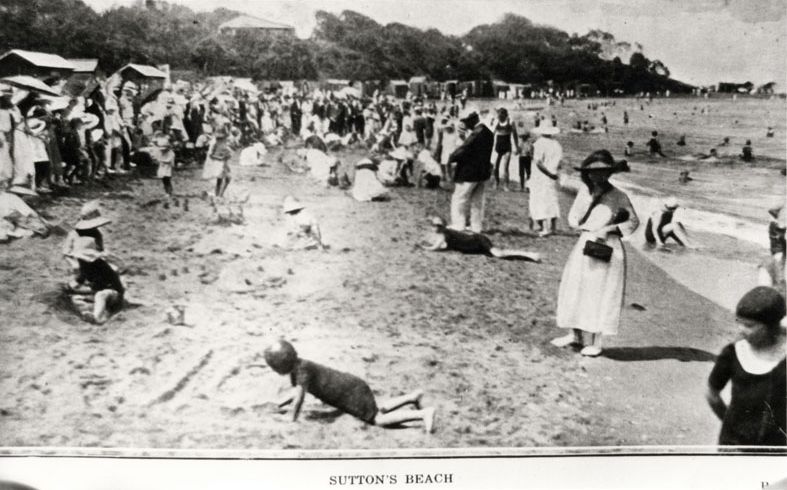 Suttons Beach at Redcliffe