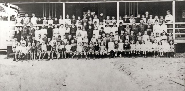 Woodford School in about 1914